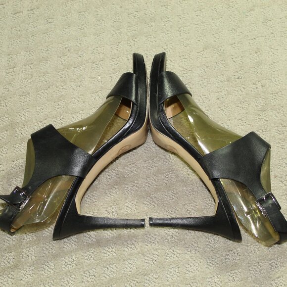 Michael Kors Women's Size 9.5M Black Leather Strappy Heels - Picture 3 of 8